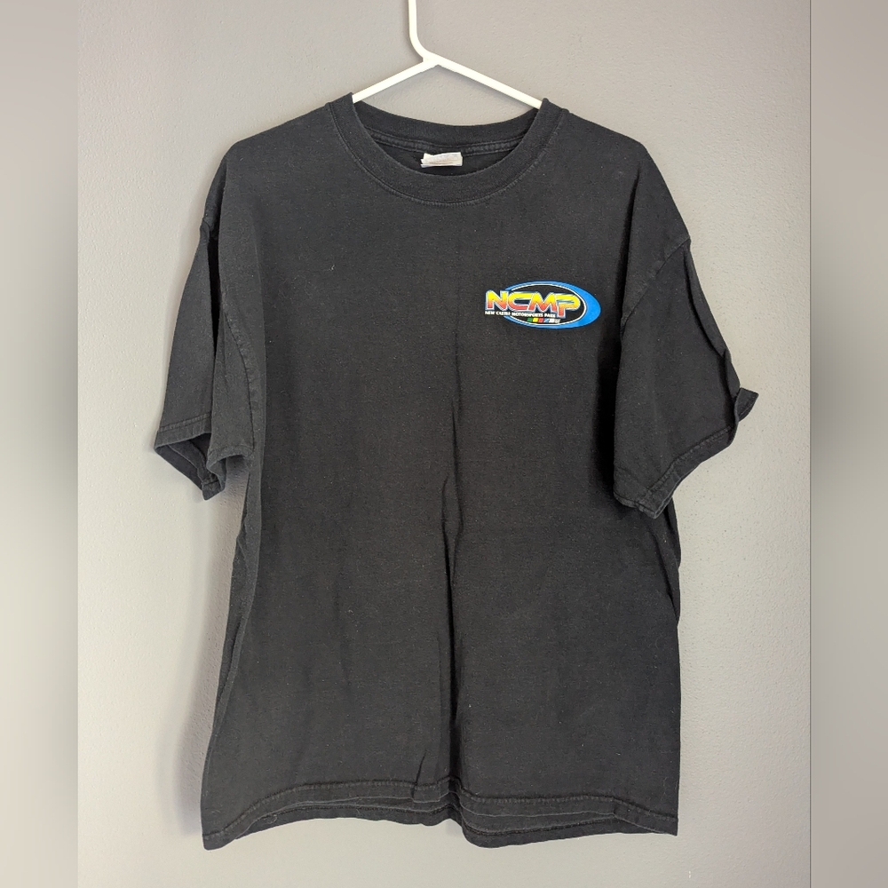 Newcastle Motorsports Park Hanes beefy tea adult large men's 42-44 22x19x28